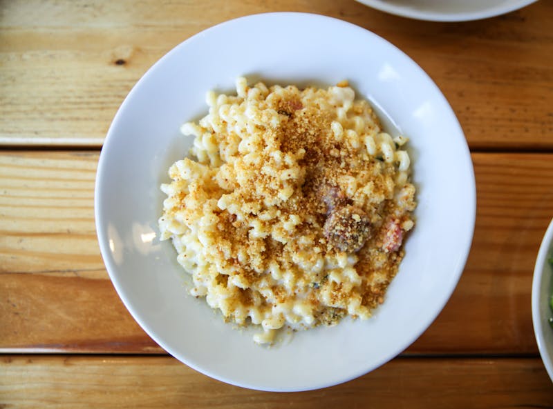White Cheddar Mac and Cheese side at daves chicken